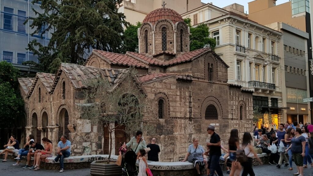 Kreekas võib jumala- ja usuteotus jälle vangi viia