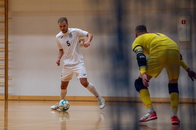 Cosmos jätkas saaliliiga finaalseeriat võidukalt