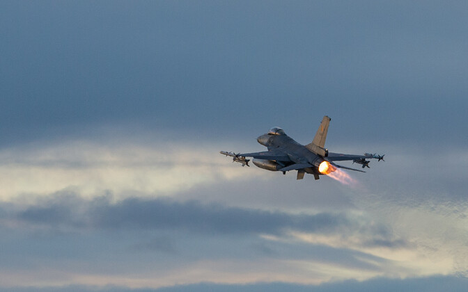 Euroopa Liidu kaitseministrid arutasid Ukrainale F-16 hävitajate andmist