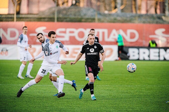 Flora kerkis Levadiaga võrdsele pulgale