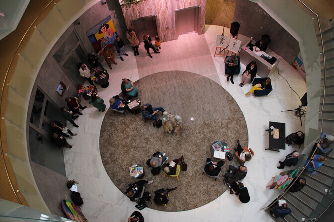 Galerii: Imbi Paju raamatu “Kirjanduskliinik” esitlus