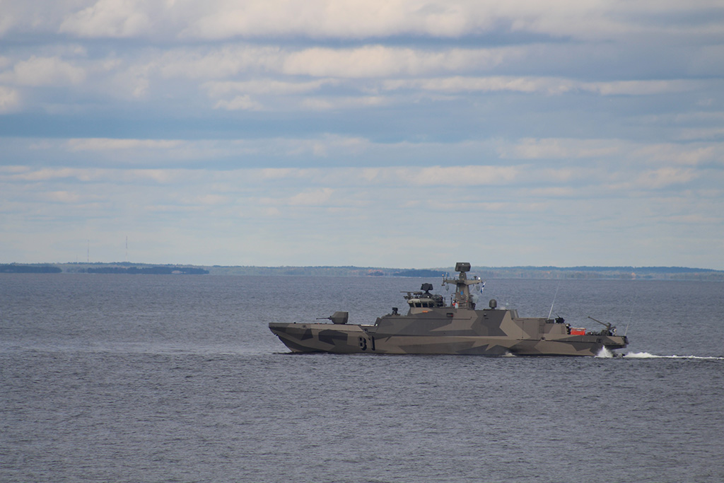 Helsingis viibib kolm NATO sõjalaeva