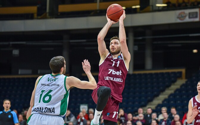 Kullamäe klubi jõudis napi võiduga poolfinaali