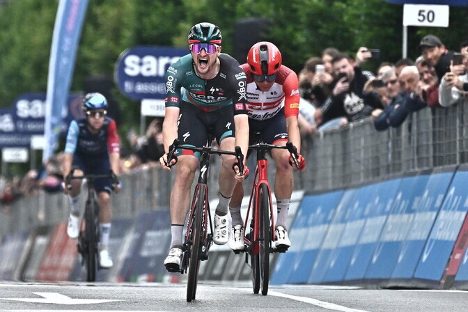 Läti rattur jäi Girol napilt etapivõiduta, juhib Thomas