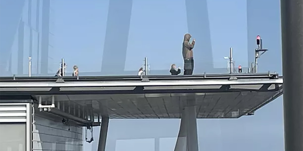 Ohtlik olukord: noored ronisid Soomes tornmaja katusele