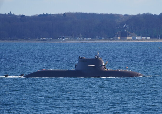 Poola plaanib soetada mereväele uued allveelaevad