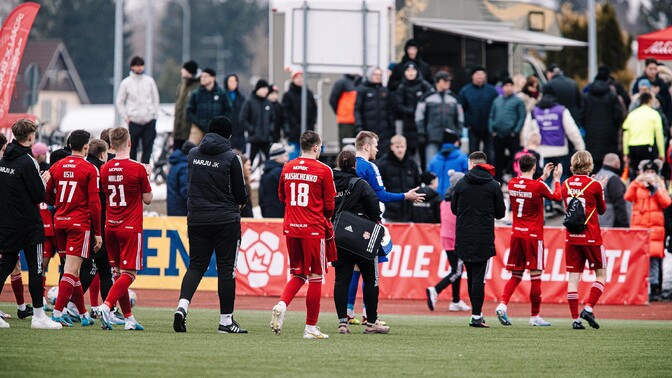 Premium liiga punane latern sai tabeliliidri üle ajaloolise võidu