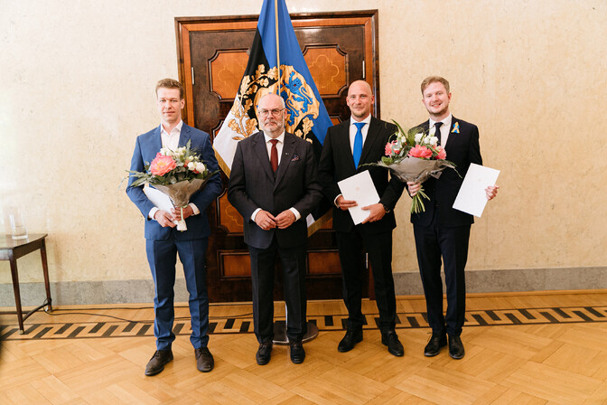 President andis üle noore teadlase preemiad