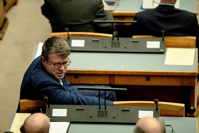 Reinsalu: opositsioon lõpetaks obstruktsiooni, kui peretoetusi ei muudetaks