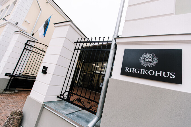 Riigikohus: kiirete elektriliikuritega sõitmiseks peab olema juhtimisõigus