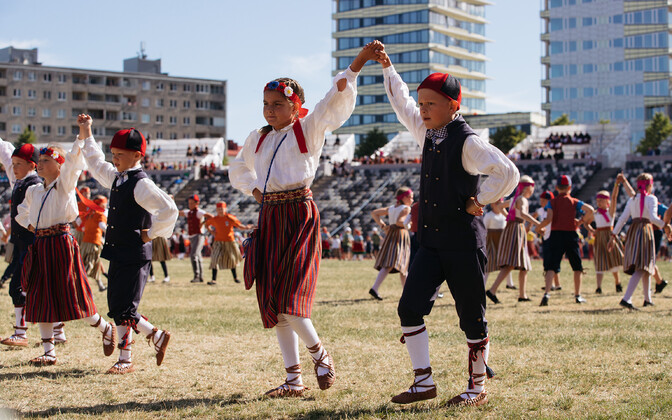 Üldine hinnatõus tegi ka laulu- ja tantsupeopiletid kallimaks
