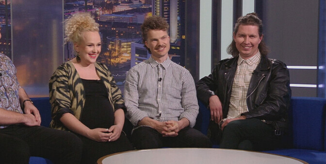 Video: Curly Strings nuputas Nublu ja Estonian Voicesi laulusõnu