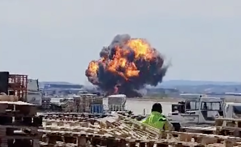 VIDEO: Hispaania õhuväebaasis kukkus alla hävituslennuk F-18