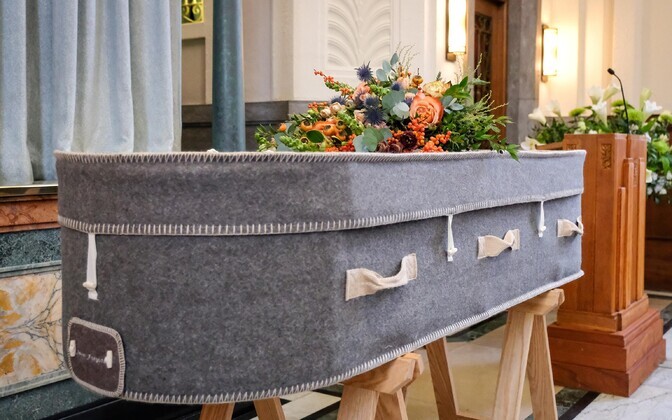 Eestlaste meeles mõlgub eeskätt vanaema surm