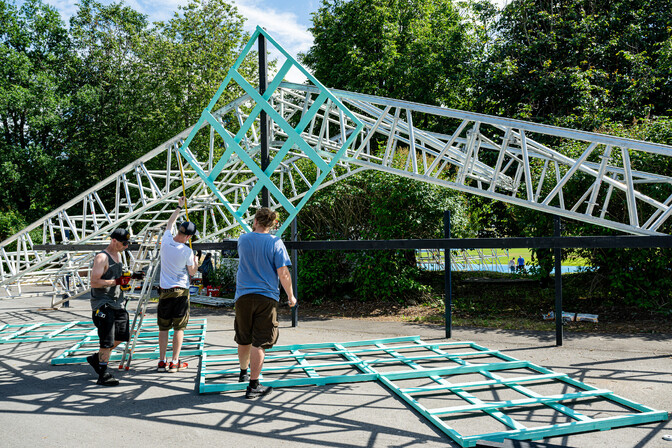 Galerii: Kalevi staadionil alustati tantsupeo lava ehitustöid