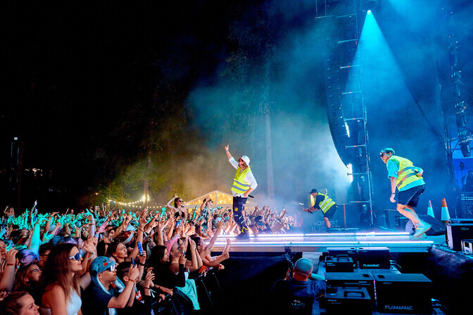 Galerii: Pühajärve jaanitule lõpetas 5Miinust