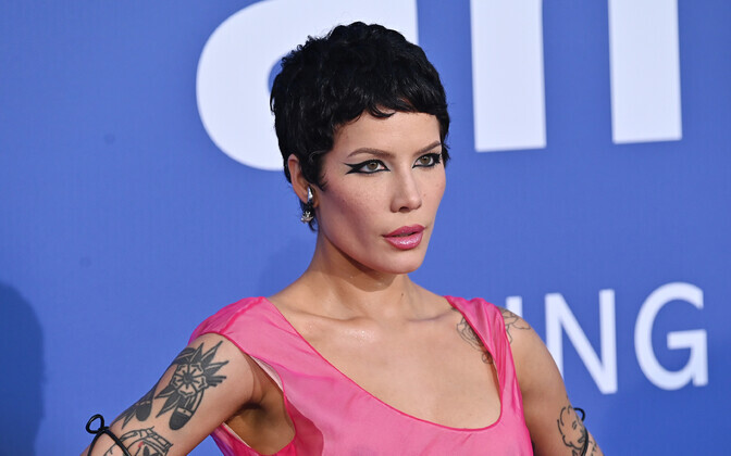 Halsey ja BTS-i Suga avaldasid tunnusloo arvutimängule “Diablo IV”