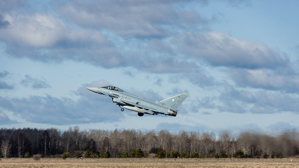 Kas sõda läheneb? NATO muudab Balti riikide õhukaitse missiooni sõjaliseks