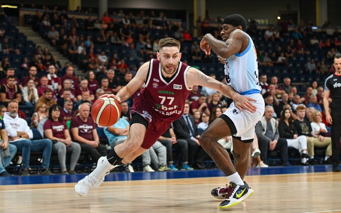 Lietkabelis viis pronksiseeria otsustavasse mängu