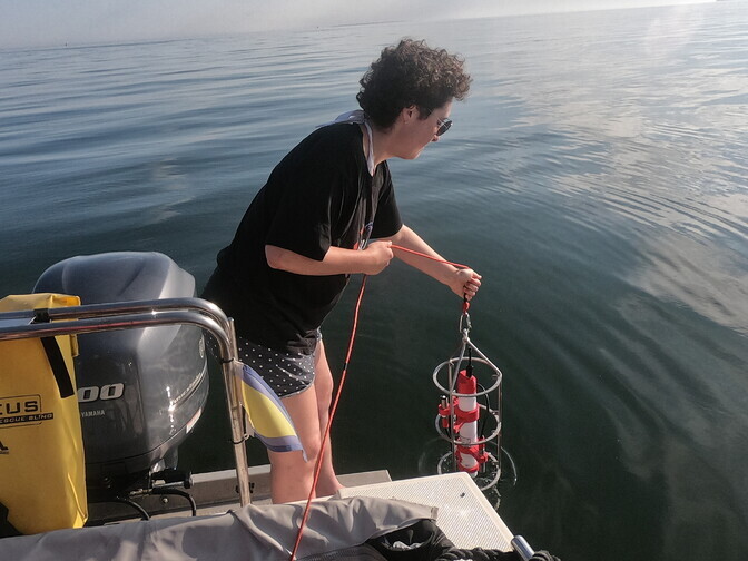 Maailmakuulus teaduspurjekas heidab valgust Eesti rannikumere vetikatele