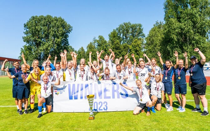 Neidude U-17 jalgpallikoondis võitis Balti turniiri