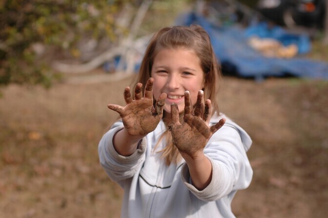 Parasitoloog: lapsele teeb kokkupuude bakterite ja ussidega pigem head