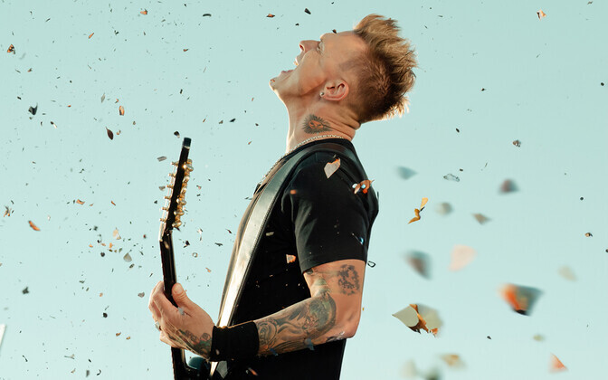 Tanel Padar avas rokisuve värske singliga “Mustad purjed”