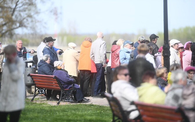 Uuring: vähem kui kolmandik venekeelsetest elanikest määratleb end ainult venelastena