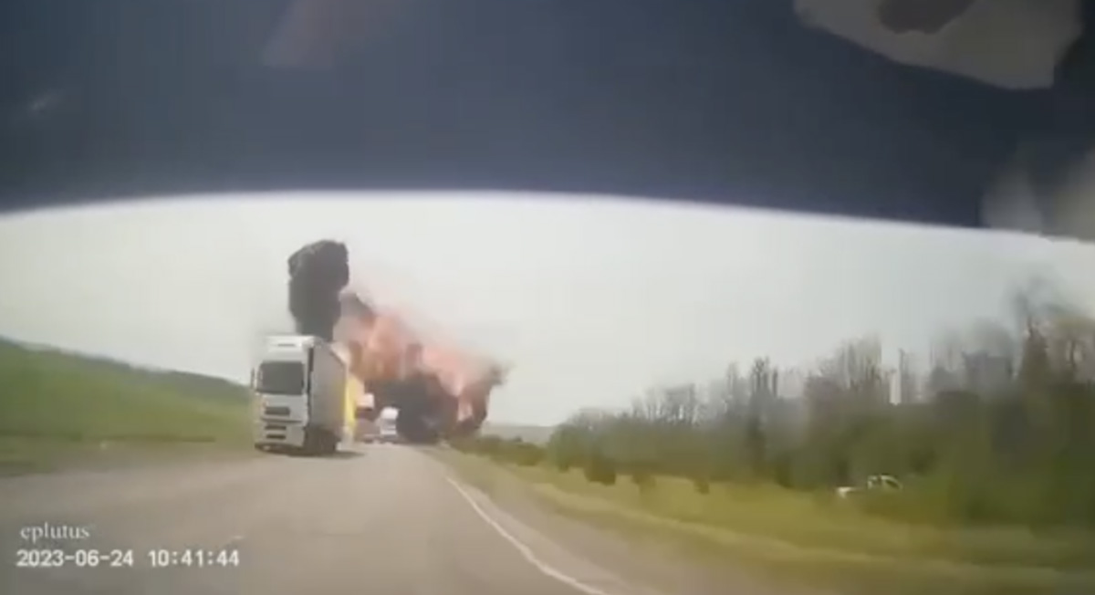 VIDEO: rünnak Wagneri kolonnile teel Moskva peale