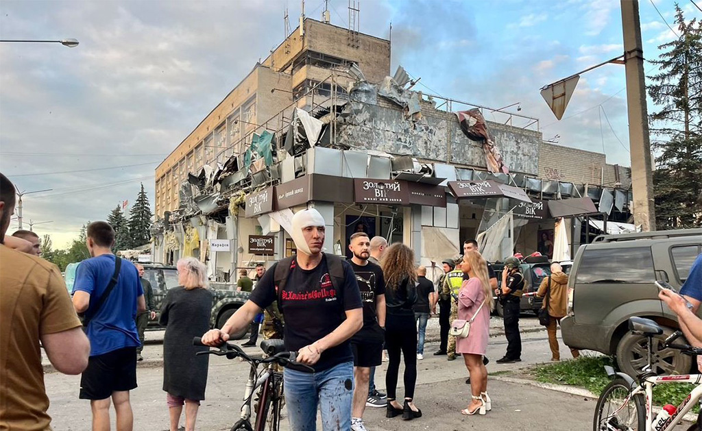 VIDEO: Ukrainas sai tabamuse hotelli söögikoht, hulk surnuid ja haavatuid