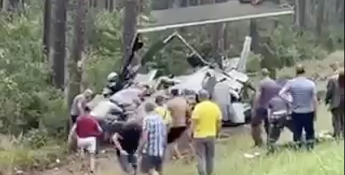 VIDEO: Valgevenes kukkus sõjaväekopter alla