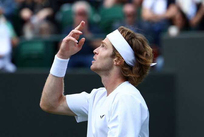 Murdepallidel halastamatu Rubljov tagas koha teises ringis