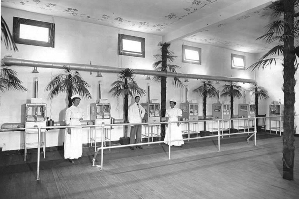 BEEBIPAVILJONI ASUTAJA: arstihariduseta Martin Arthur Couney muutis enneaegselt sündinud lapsed elavateks eksponaatideks vaid nende ellujäämise nimel