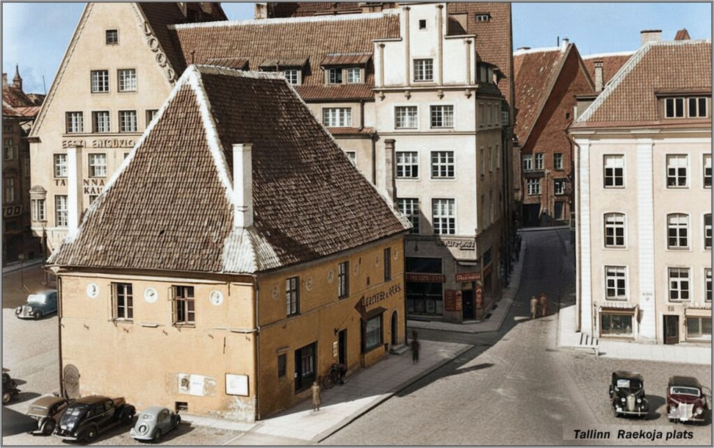 Vaekoda. Raekoja plats.