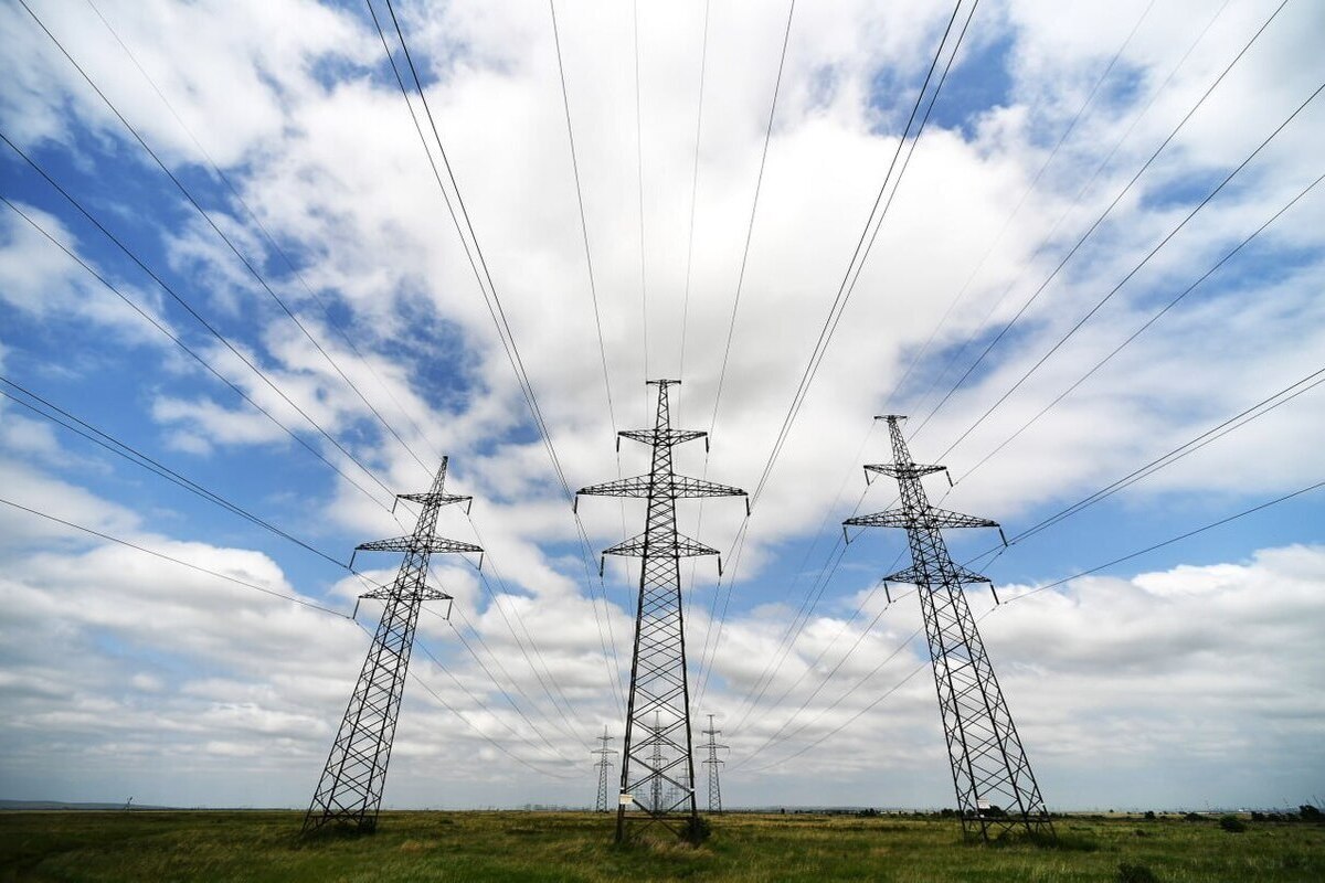 В Новоазовском округе установили около 300 энергоэффективных светильников