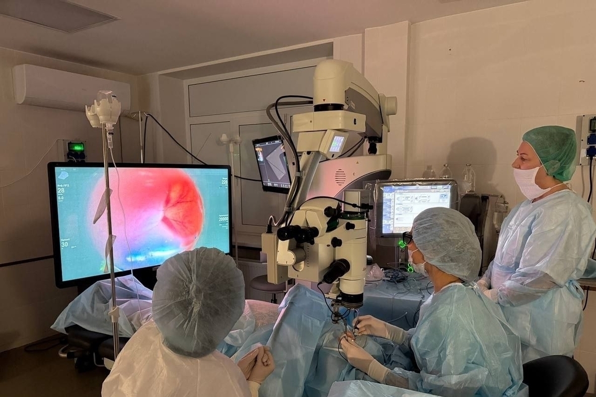 В Пензенской области впервые провели высокотехнологичную операцию на сетчатке глаза с 3D-визуализацией