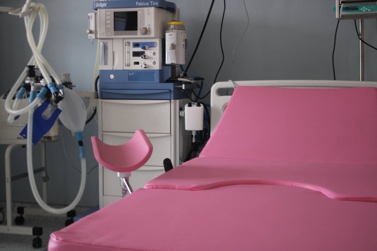 Дмитрий Миляев инициировал проверку акушерской службы региона