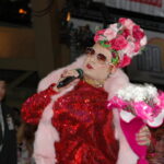 Жители Киева отпраздновали возвращение света танцем под Сердючку