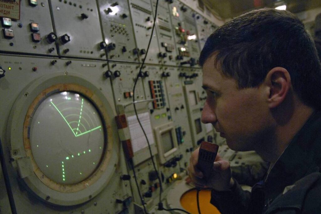 За ночь над регионами России уничтожили почти полсотни дронов ВСУ