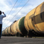 Китай сократил импорт российской нефти