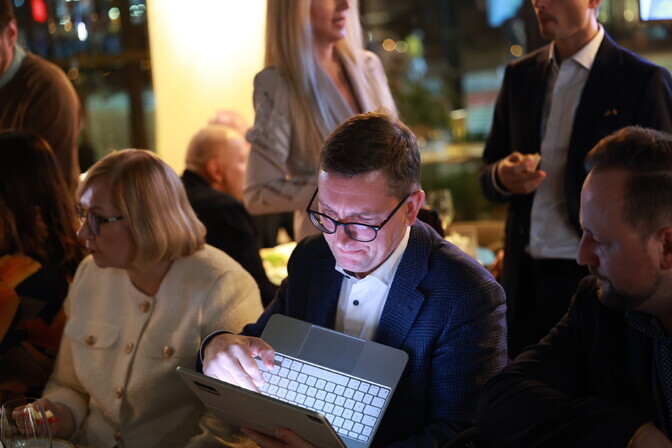 Peaminister soovitab riigikogul tehisaru kasutada