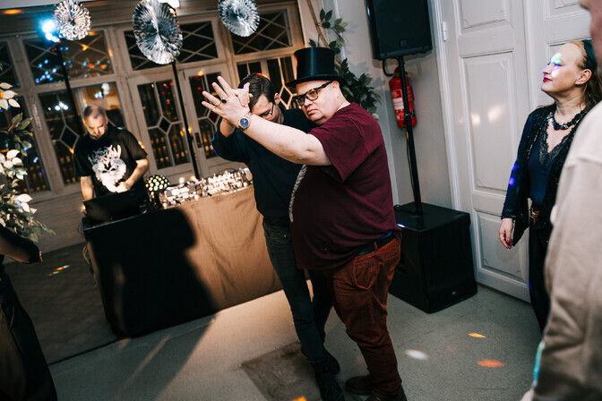 Pildid: Eesti kirjanduse päeva disko Tammsaare muuseumis