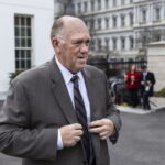 Trump saatis piirivalvejuhi Tom Homani Minnesotasse