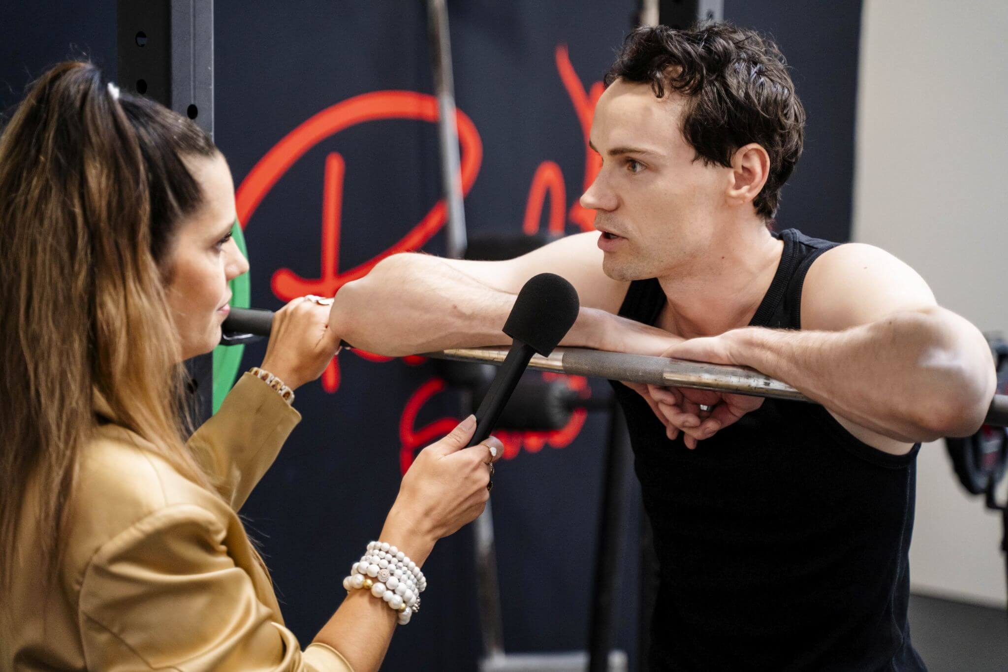 VEEBIÜLEKANNE: Florian Wahl loob tehisaru konverentsi käigus täiesti uue muusikateose