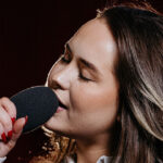 Emily J avaldas debüütlühialbumi “Omaenda tee peal ees”