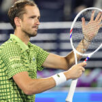 Finaali jõudnud Medvedevil on võimalik lõpetada kurioosne võiduseeria