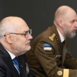 JÄÄ, MIS ÜHENDAB I Merit Raju ja Tauri Vahesaar tegid Eestile kunstilise kingituse