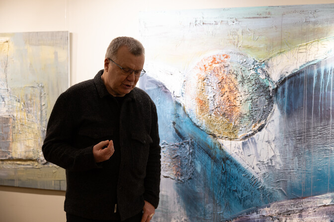 Jaan Elken: ma ei ole enam nii noor, et uskuda, et kunstnik probleeme lahendab