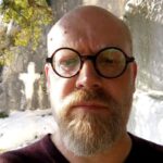 ( : ) kivisildnik: kirurgimaskiga Ust-Luga mürgiaurude vastu