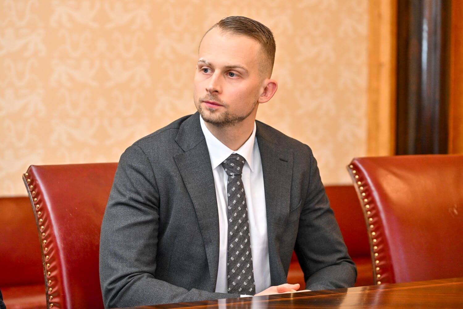 VIDEO I Ooperifantoom toob Eestisse 230 kostüümi